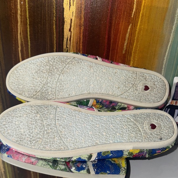 “SOLD” Bobs by Skechers Women's Multicolor Floral Loafers - Size 8.5 - Picture 8 of 8
